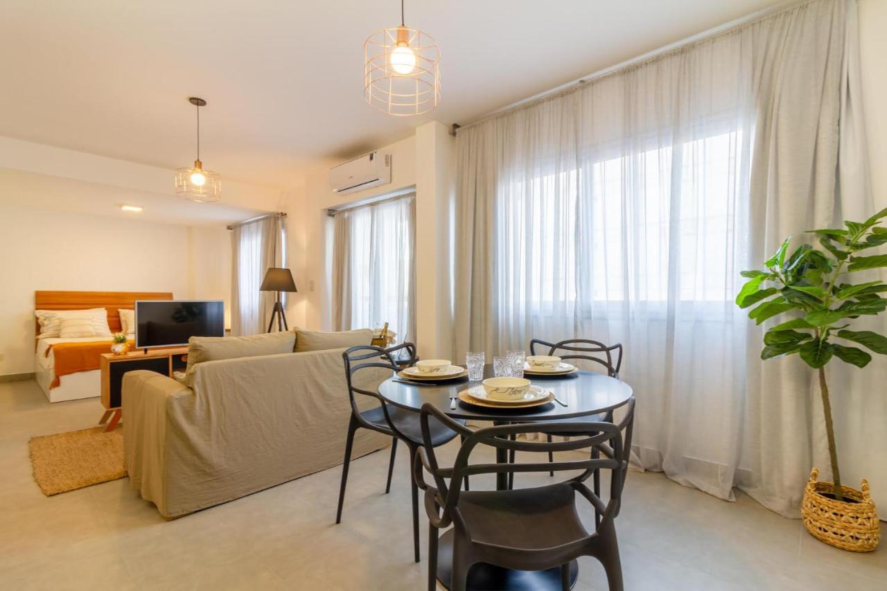 Apart-hotel Acevedo 716 - - New Opening *